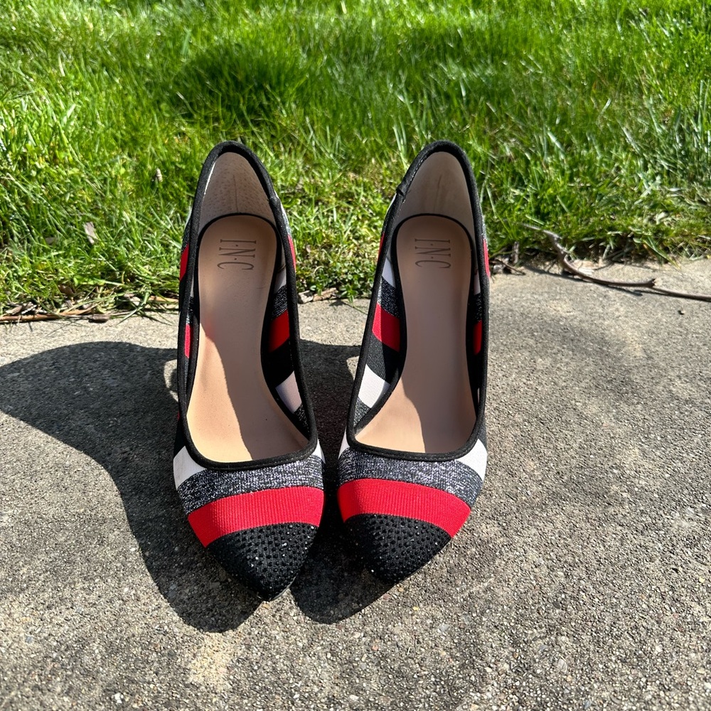 I.N.C. Red, White, Black Striped Fabric Pumps - Worn Only Once - Size 10M